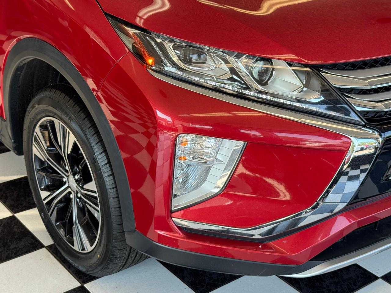 2018 Mitsubishi Eclipse Cross SE AWD+New Tires+Brakes+BSM+CLEAN CARFAX - Photo #38