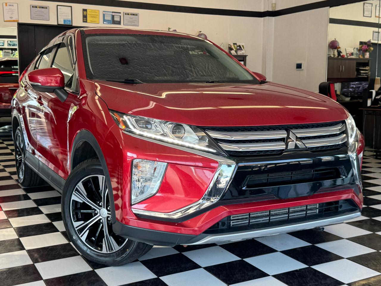 2018 Mitsubishi Eclipse Cross SE AWD+New Tires+Brakes+BSM+CLEAN CARFAX - Photo #19