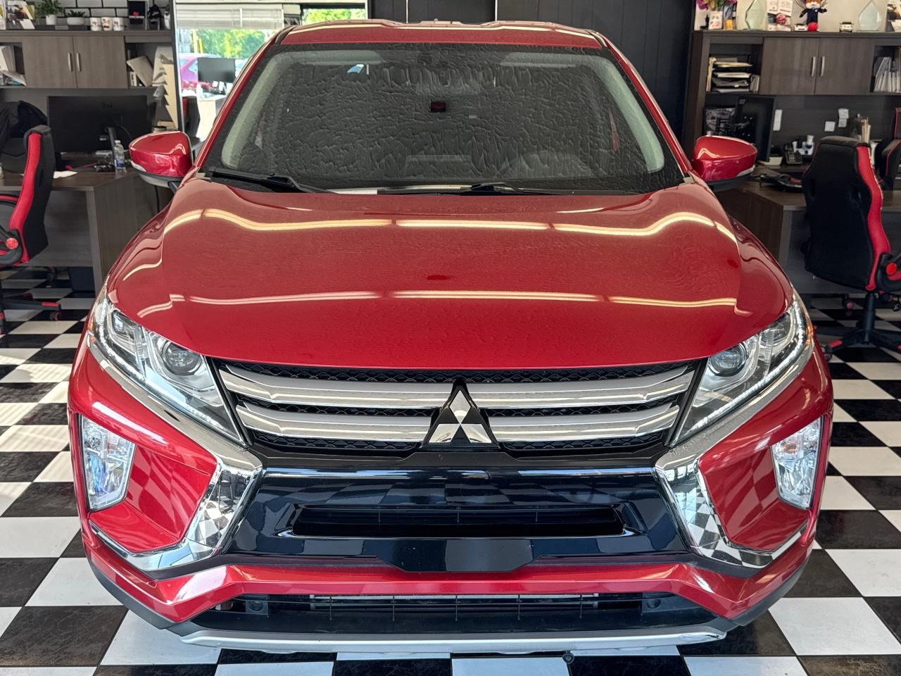 2018 Mitsubishi Eclipse Cross SE AWD+New Tires+Brakes+BSM+CLEAN CARFAX - Photo #12