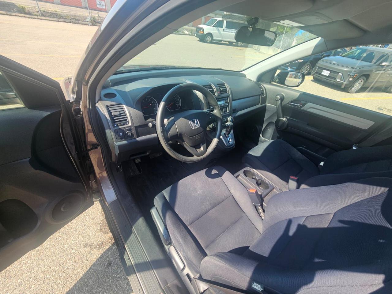 2011 Honda CR-V LX Photo4