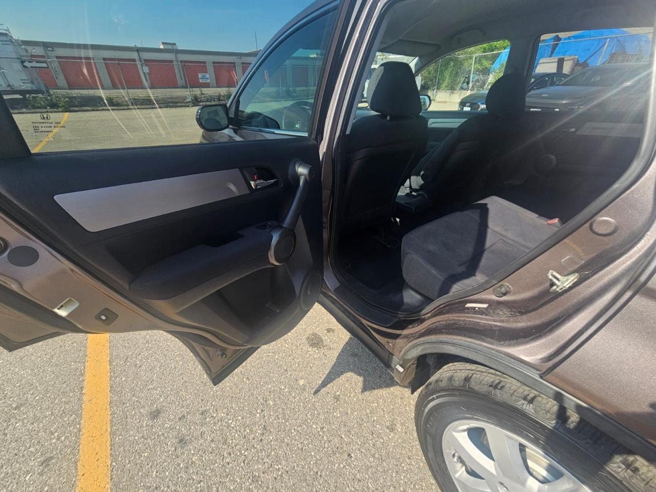 2011 Honda CR-V LX - Photo #9