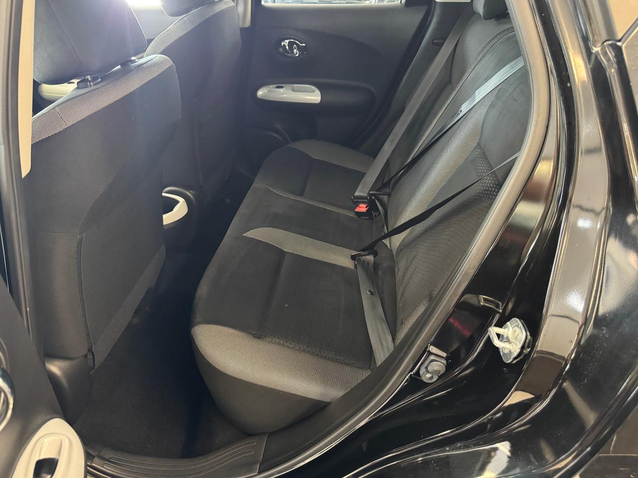 2017 Nissan Juke SV Black Pearl Edition AWD+Camera+CLEAN CARFAX Photo