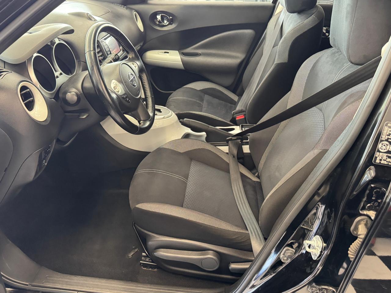 2017 Nissan Juke SV Black Pearl Edition AWD+Camera+CLEAN CARFAX Photo