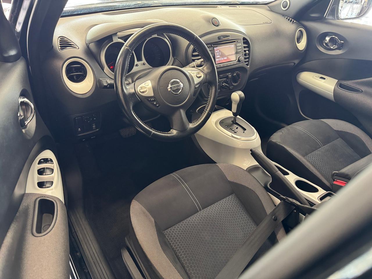 2017 Nissan Juke SV Black Pearl Edition AWD+Camera+CLEAN CARFAX Photo