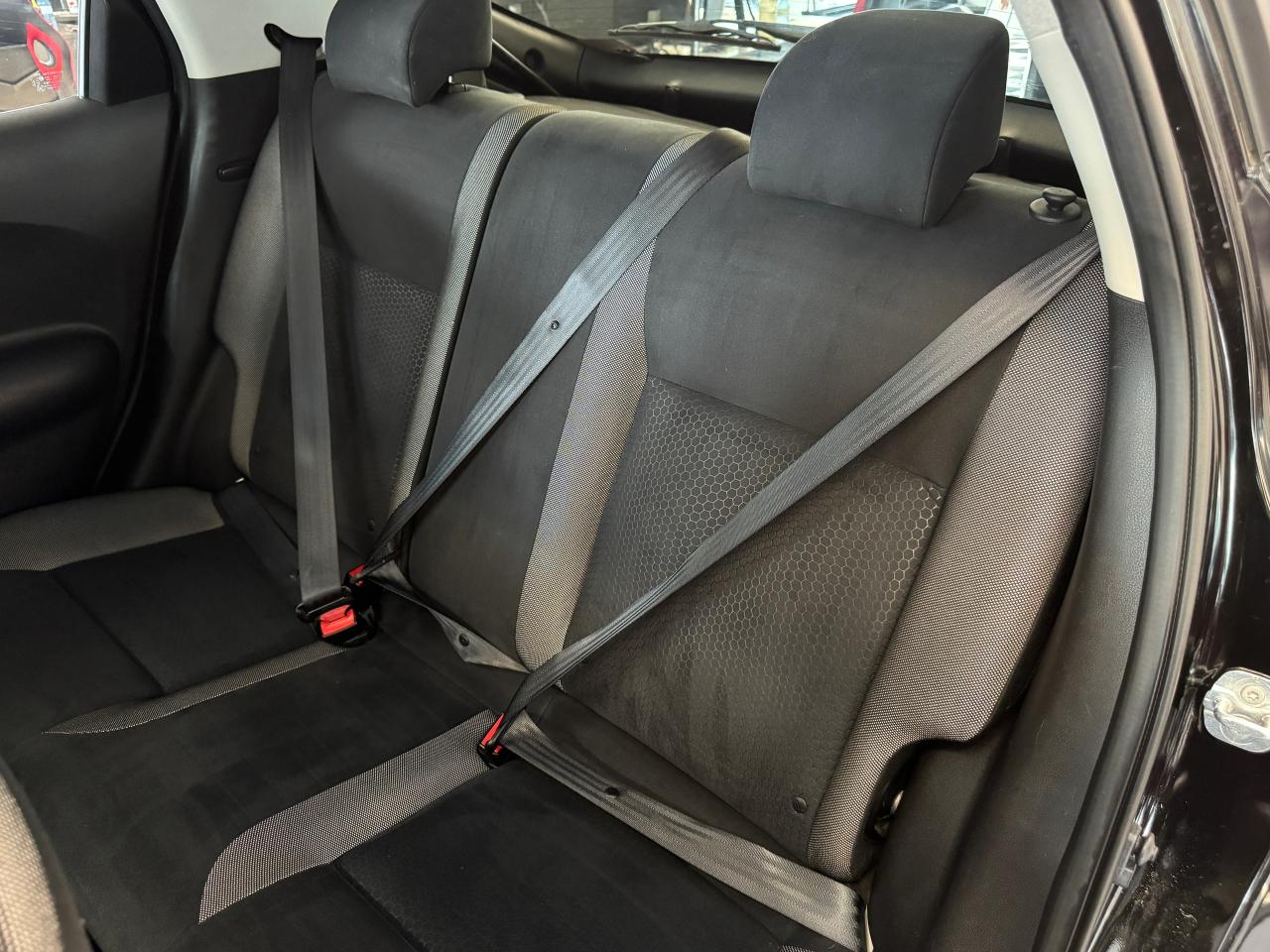 2017 Nissan Juke SV Black Pearl Edition AWD+Camera+CLEAN CARFAX Photo