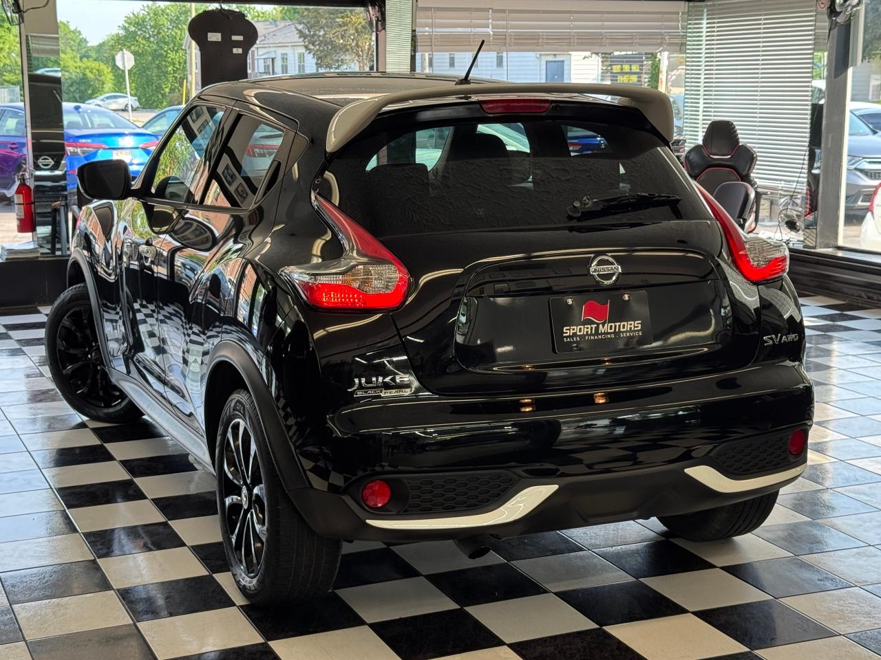 2017 Nissan Juke SV Black Pearl Edition AWD+Camera+CLEAN CARFAX Photo