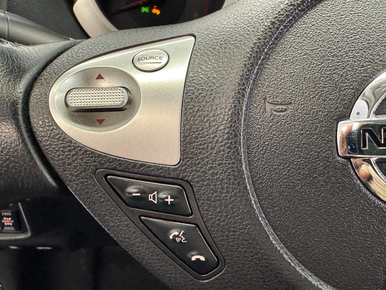 2017 Nissan Juke SV Black Pearl Edition AWD+Camera+CLEAN CARFAX Photo