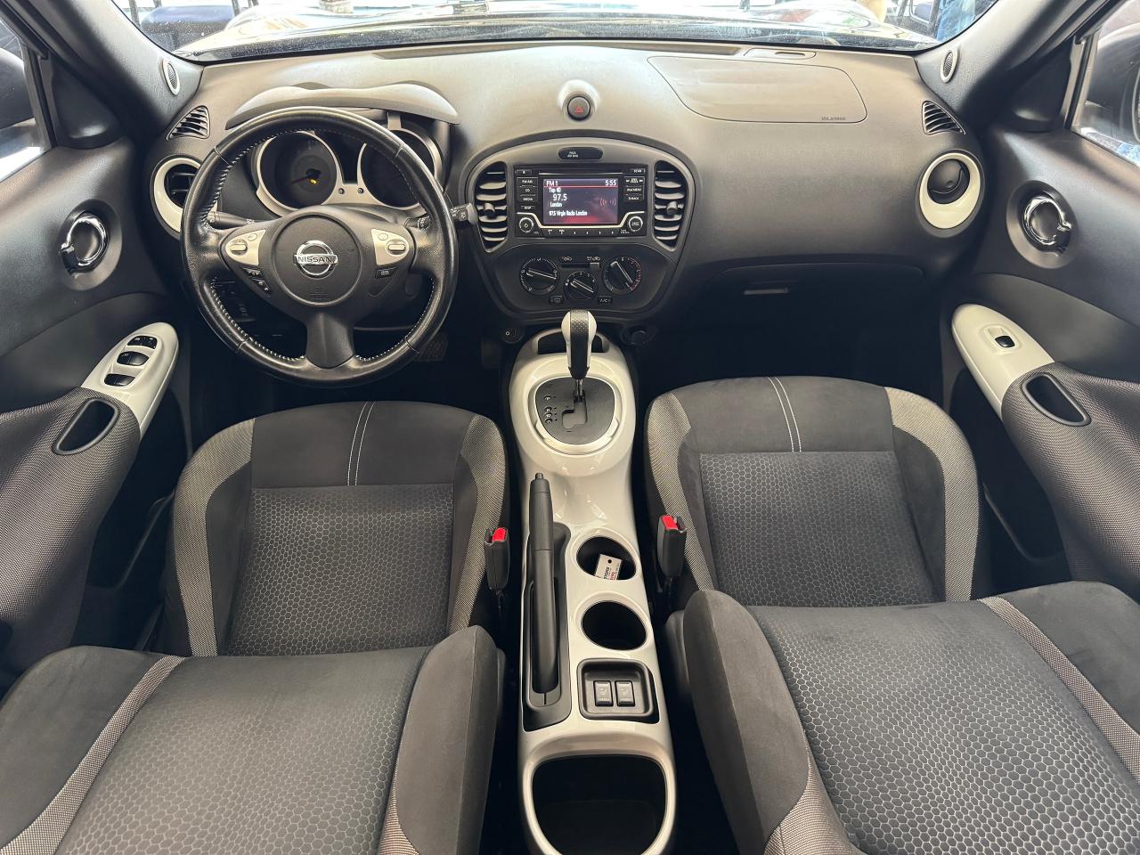 2017 Nissan Juke SV Black Pearl Edition AWD+Camera+CLEAN CARFAX Photo1