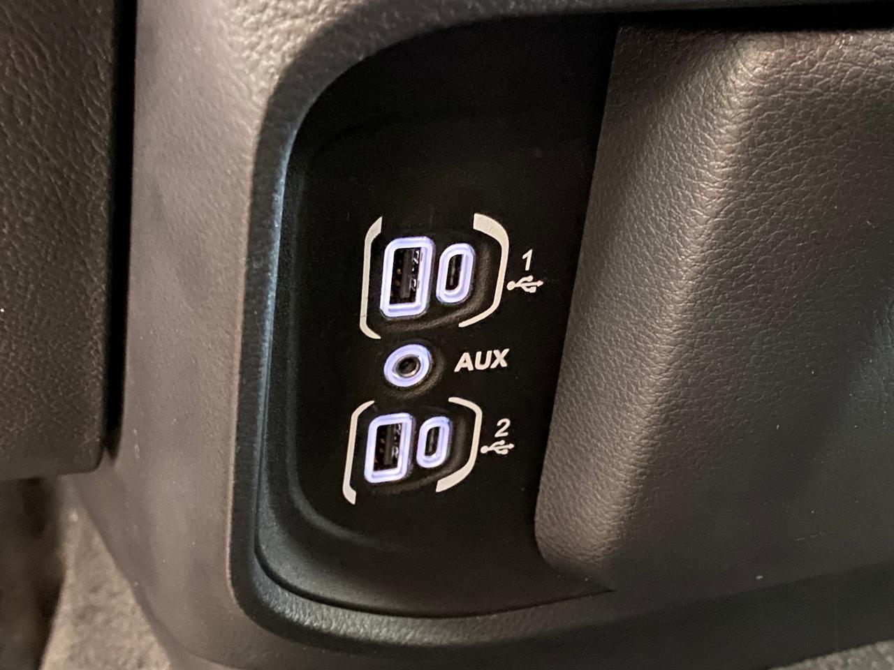 2020 RAM 1500 Big Horn 4x4 Quad Cab 6'4" Box+CLEAN CARFAX Photo