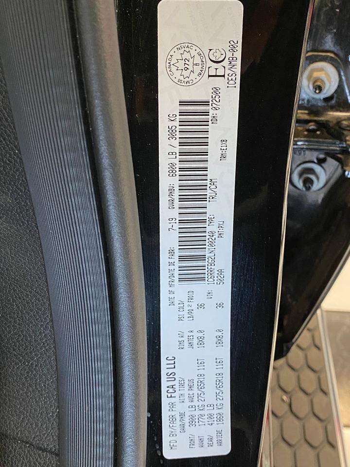 2020 RAM 1500 Big Horn 4x4 Quad Cab 6'4" Box+CLEAN CARFAX Photo