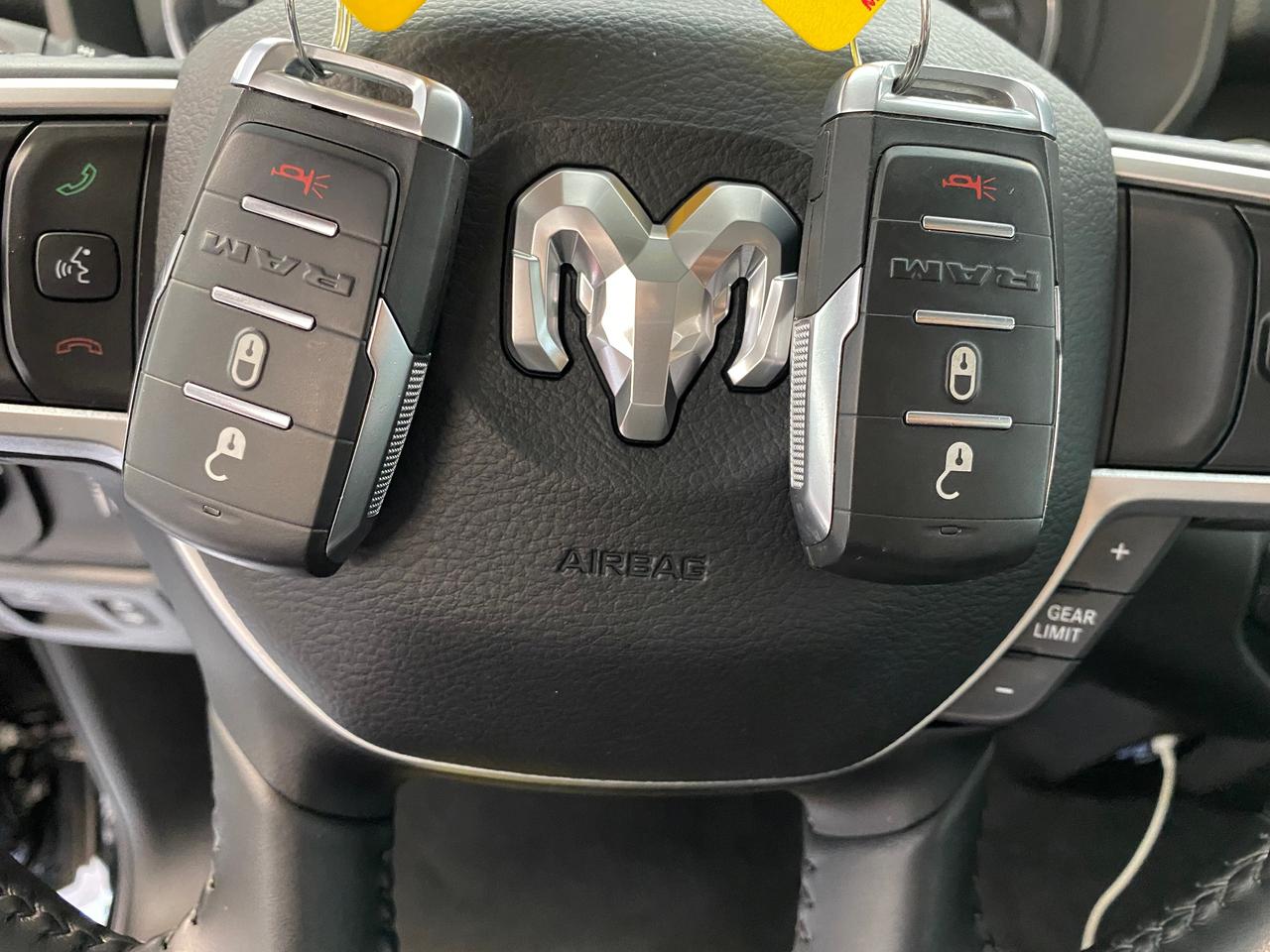 2020 RAM 1500 Big Horn 4x4 Quad Cab 6'4" Box+CLEAN CARFAX Photo