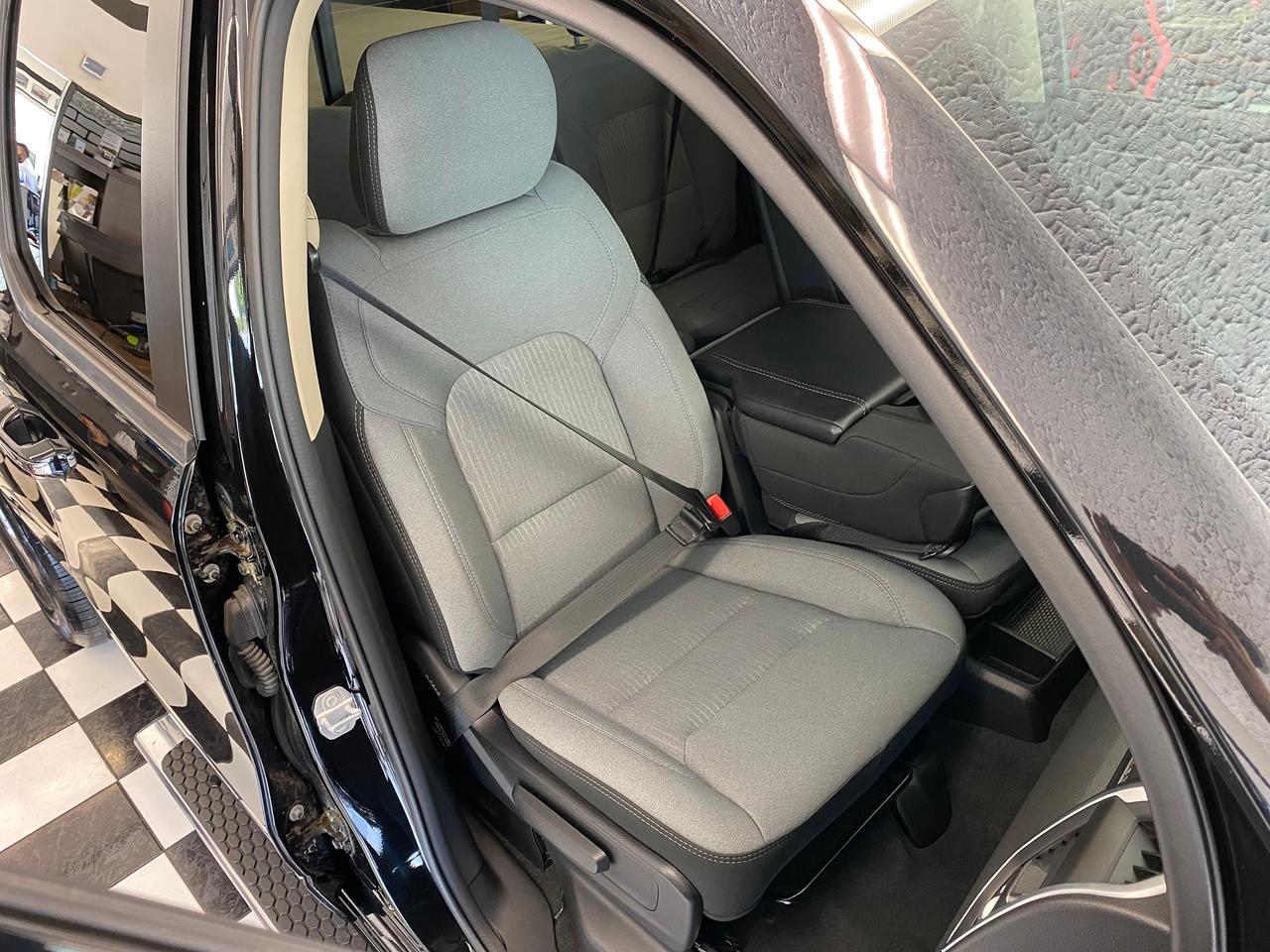 2020 RAM 1500 Big Horn 4x4 Quad Cab 6'4" Box+CLEAN CARFAX Photo