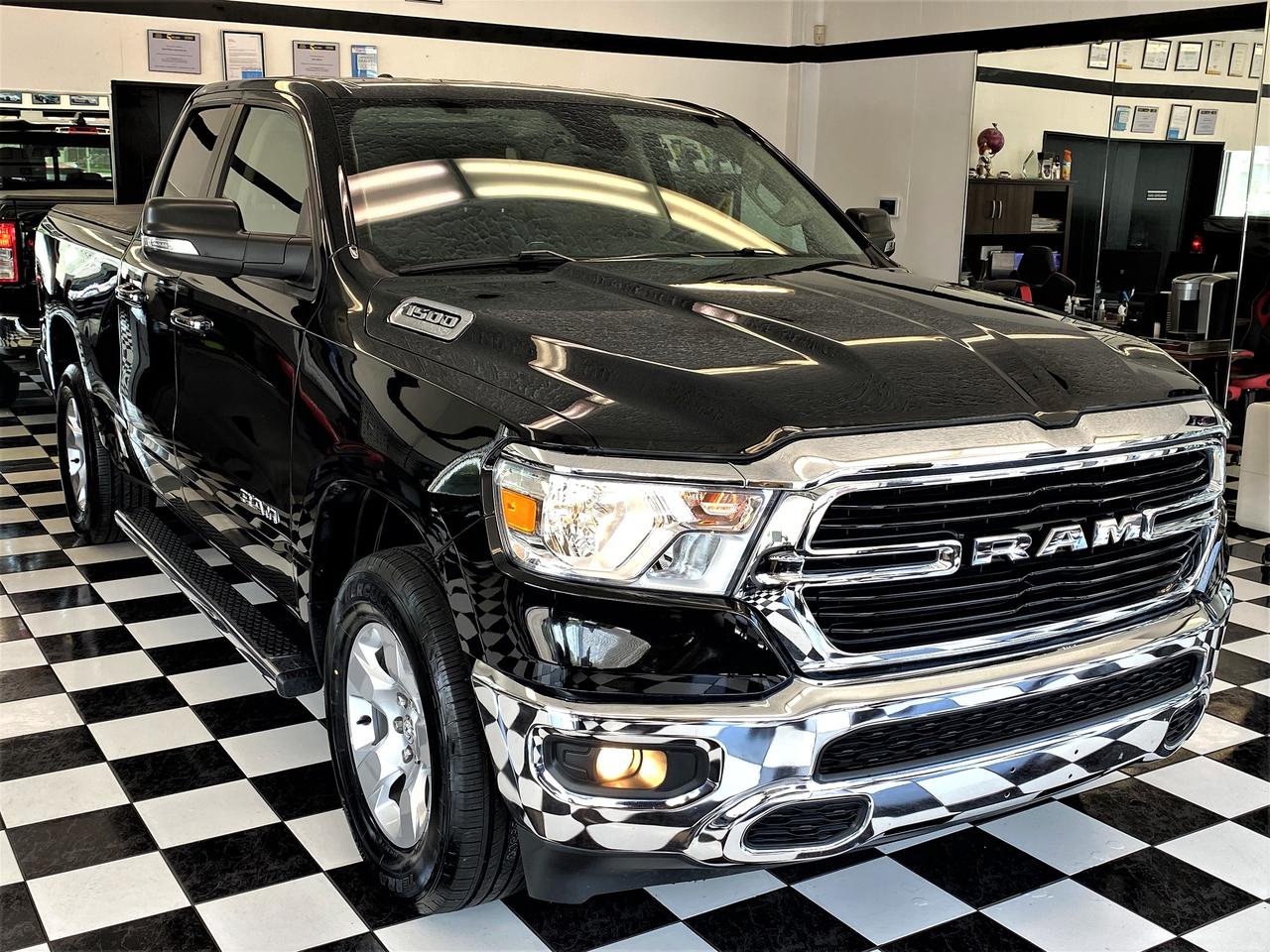2020 RAM 1500 Big Horn 4x4 Quad Cab 6'4" Box+CLEAN CARFAX Photo