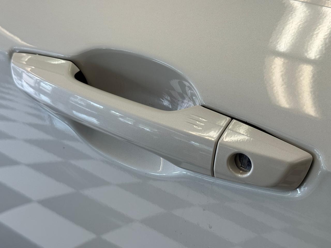 2018 Honda CR-V EX-L AWD+NewTires+Roof+AdaptiveCruise+CLEAN CARFAX Photo