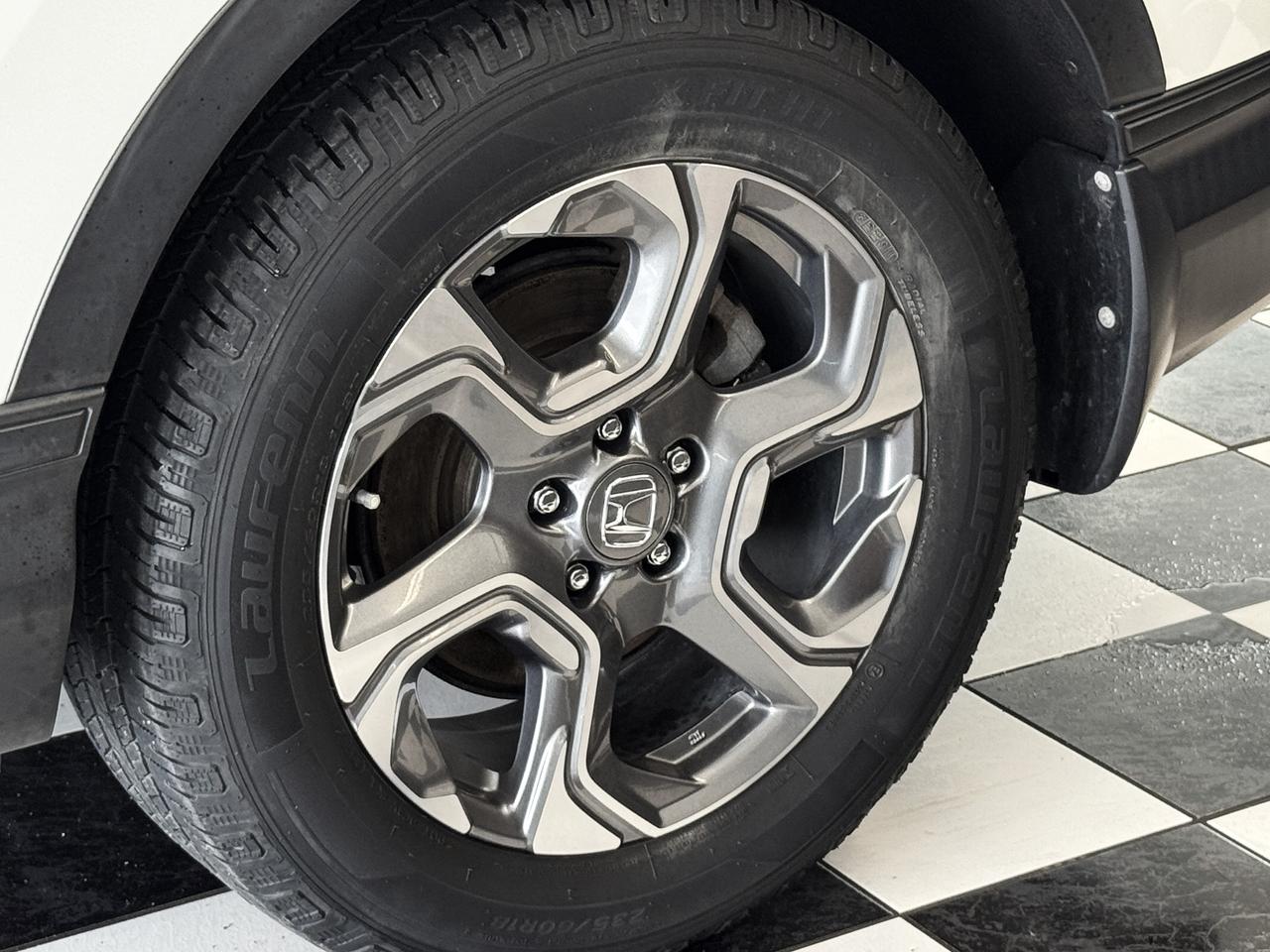 2018 Honda CR-V EX-L AWD+NewTires+Roof+AdaptiveCruise+CLEAN CARFAX Photo