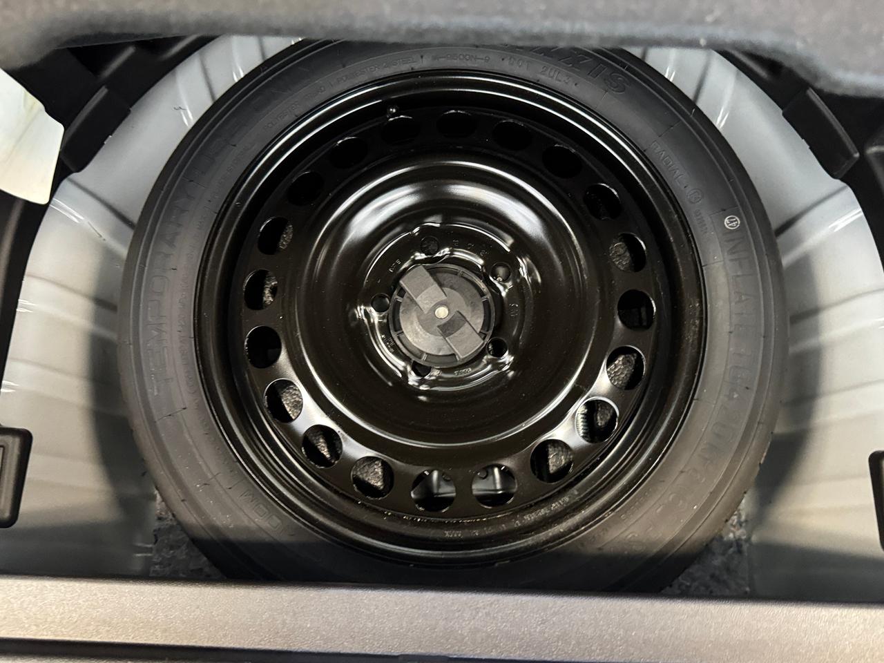 2022 Chevrolet Equinox LS+New Tires & Brakes+Collision Alert+CLEAN CARFAX Photo