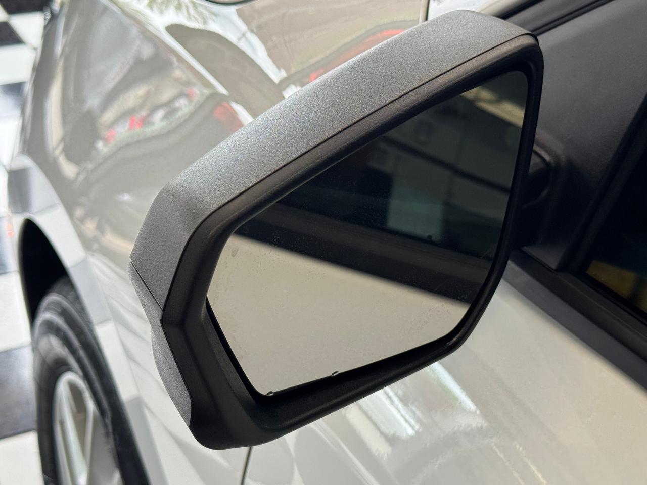 2022 Chevrolet Equinox LS+New Tires & Brakes+Collision Alert+CLEAN CARFAX Photo