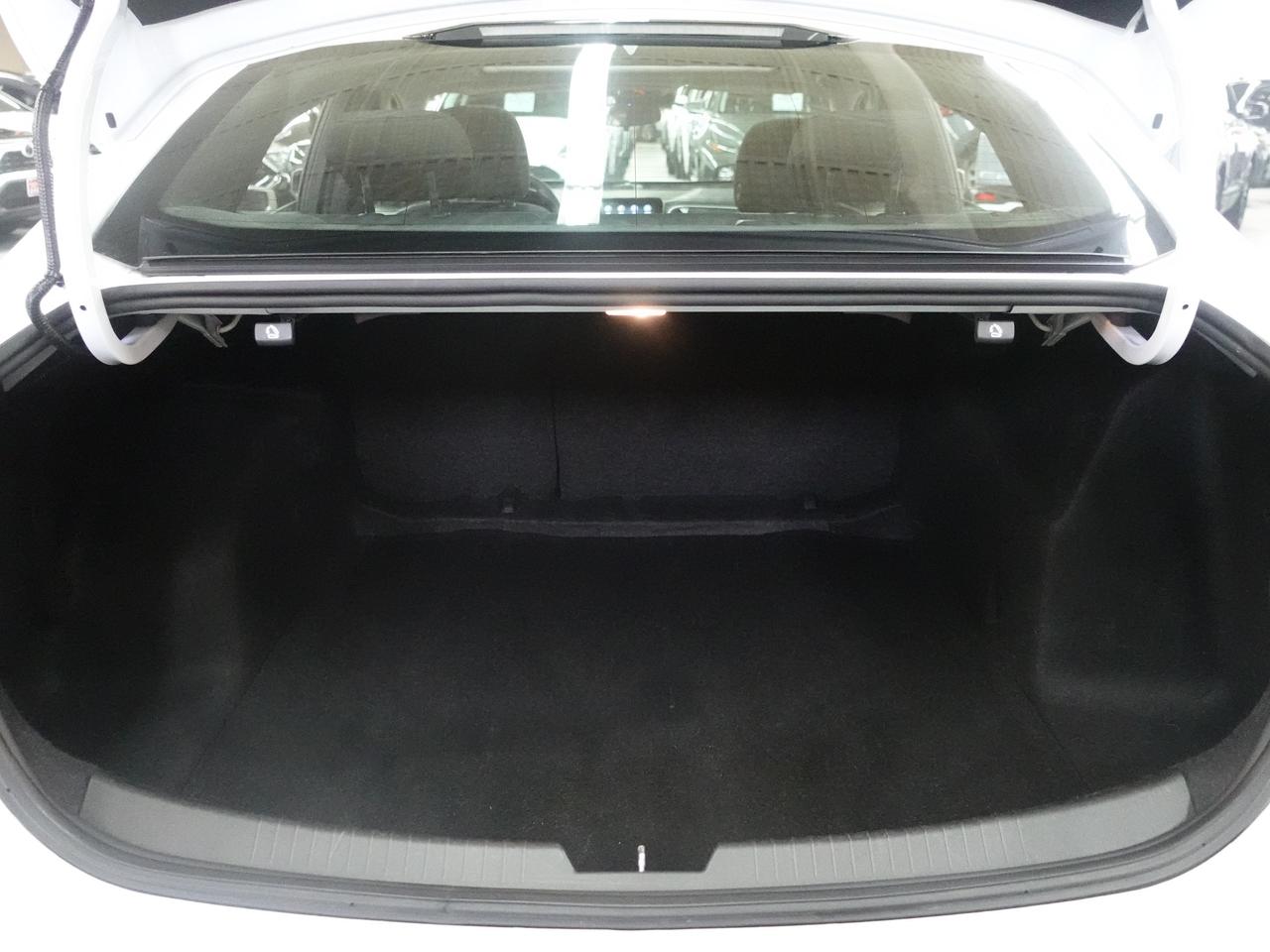 2023 Chevrolet Malibu LT | Pano roof | LaneDep | Heated Seats | CarPlay Photo