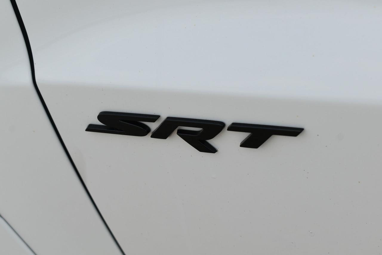 2015 Jeep Grand Cherokee SRT 6.4L HEMI - Photo #16