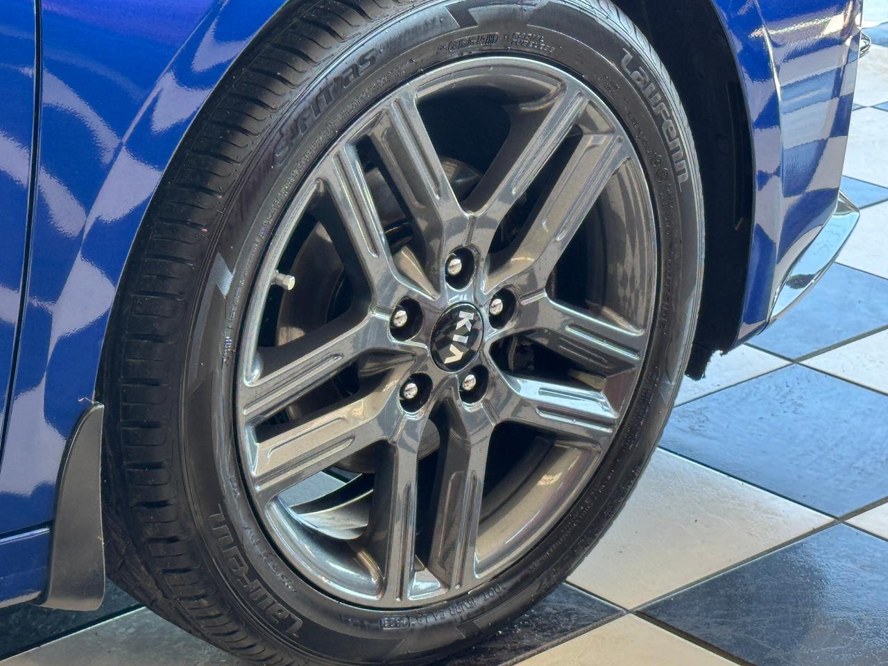 2021 Kia Forte EX+Roof+Lane Keep Assist+ApplePlay+CLEAN CARFAX Photo