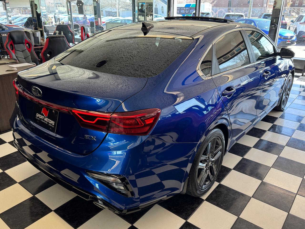 2021 Kia Forte EX+Roof+Lane Keep Assist+ApplePlay+CLEAN CARFAX Photo