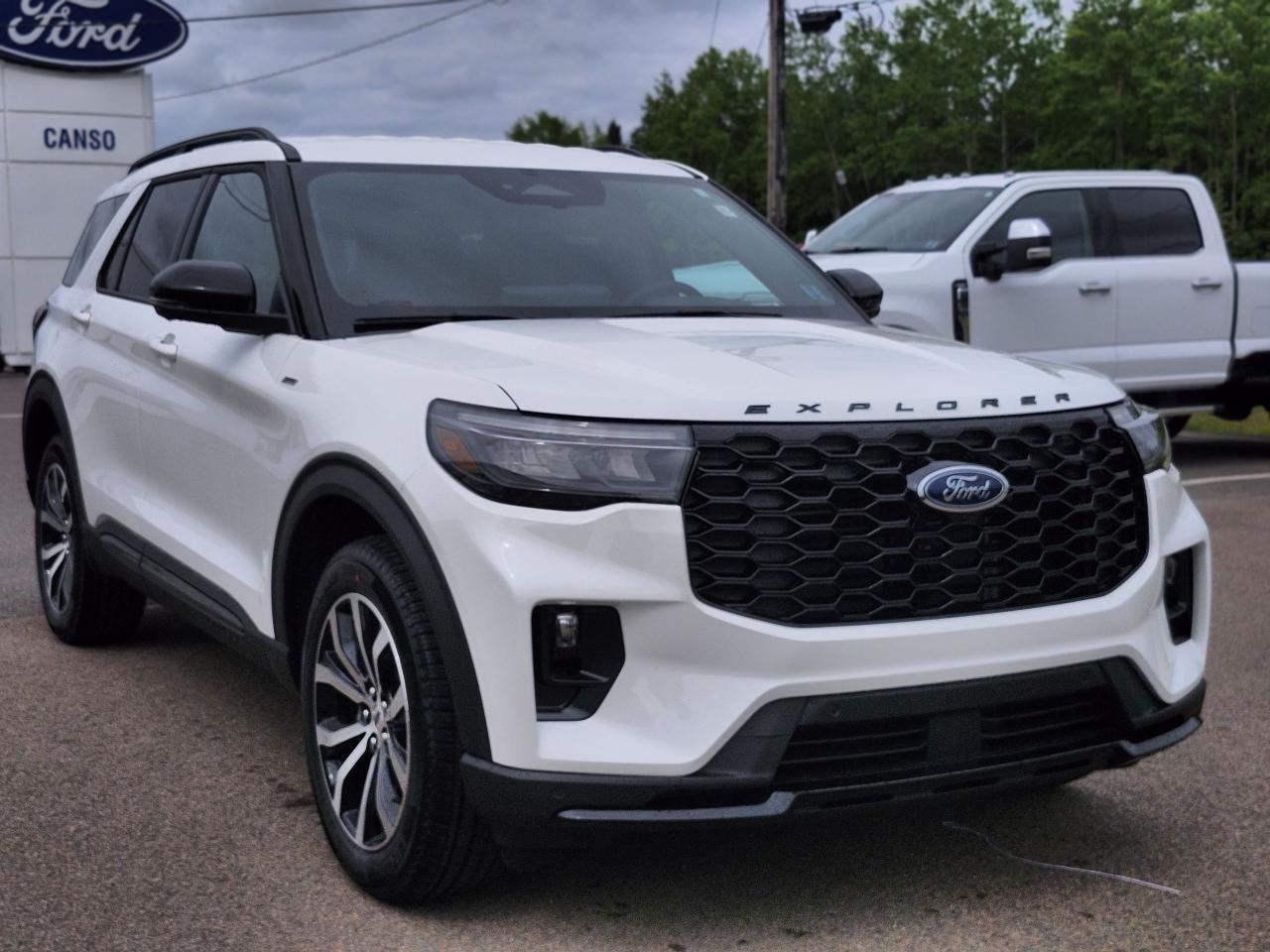 2025 Ford Explorer ST-LINE 4WD Photo