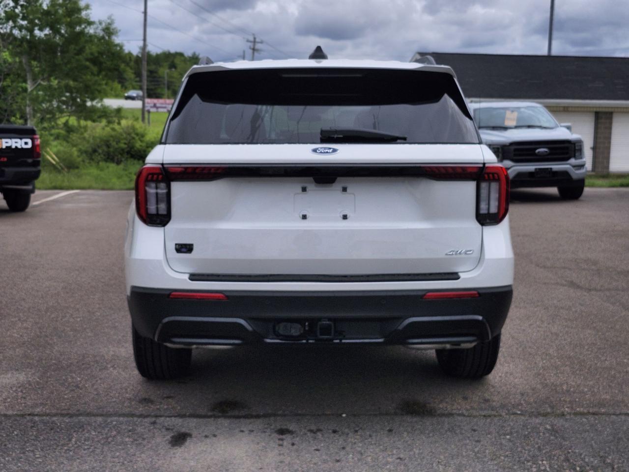 2025 Ford Explorer ST-LINE 4WD Photo5