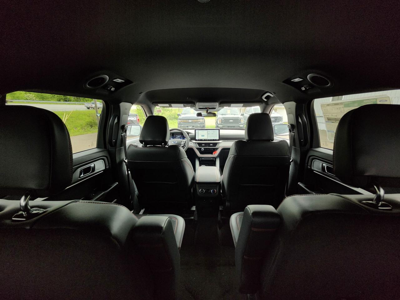2025 Ford Explorer ST-LINE 4WD Photo5