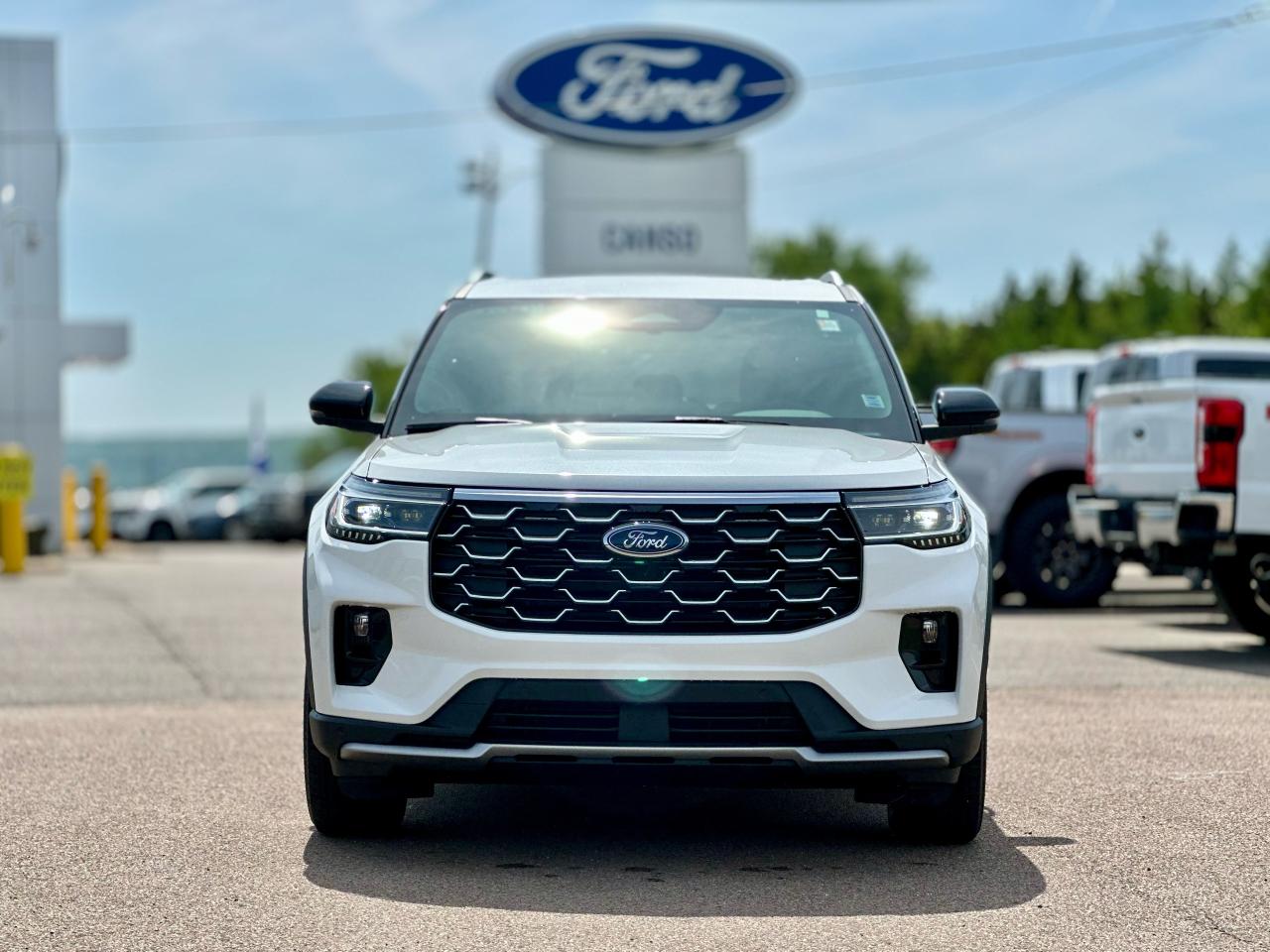 2025 Ford Explorer Platinum 4wd Photo1