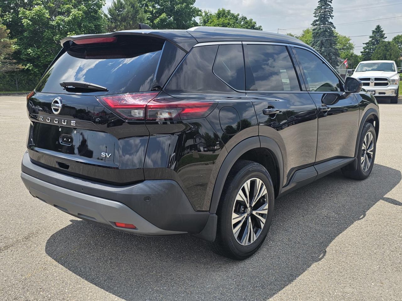 2021 Nissan Rogue SV FWD, Fuel-efficient 4 cyl. Engine - Photo #5