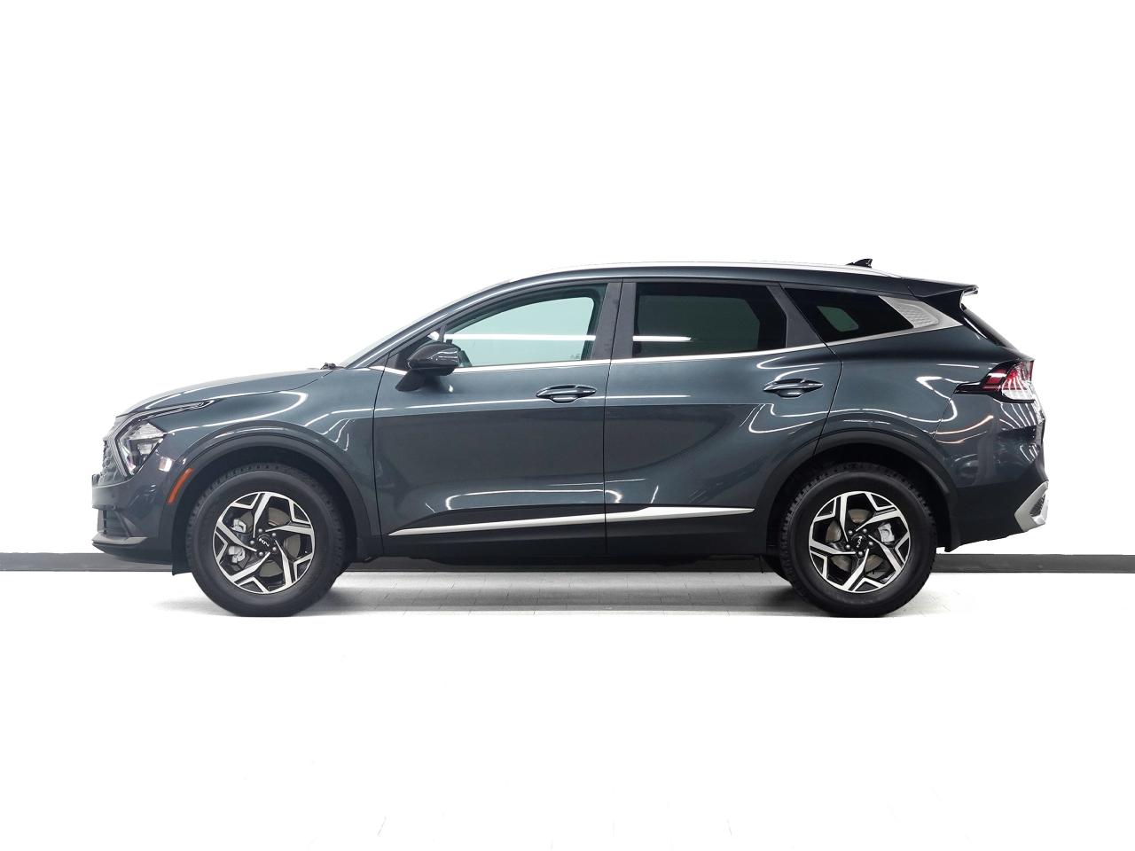 2023 Kia Sportage LX | AWD | LaneDep | Heated Seats | CarPlay