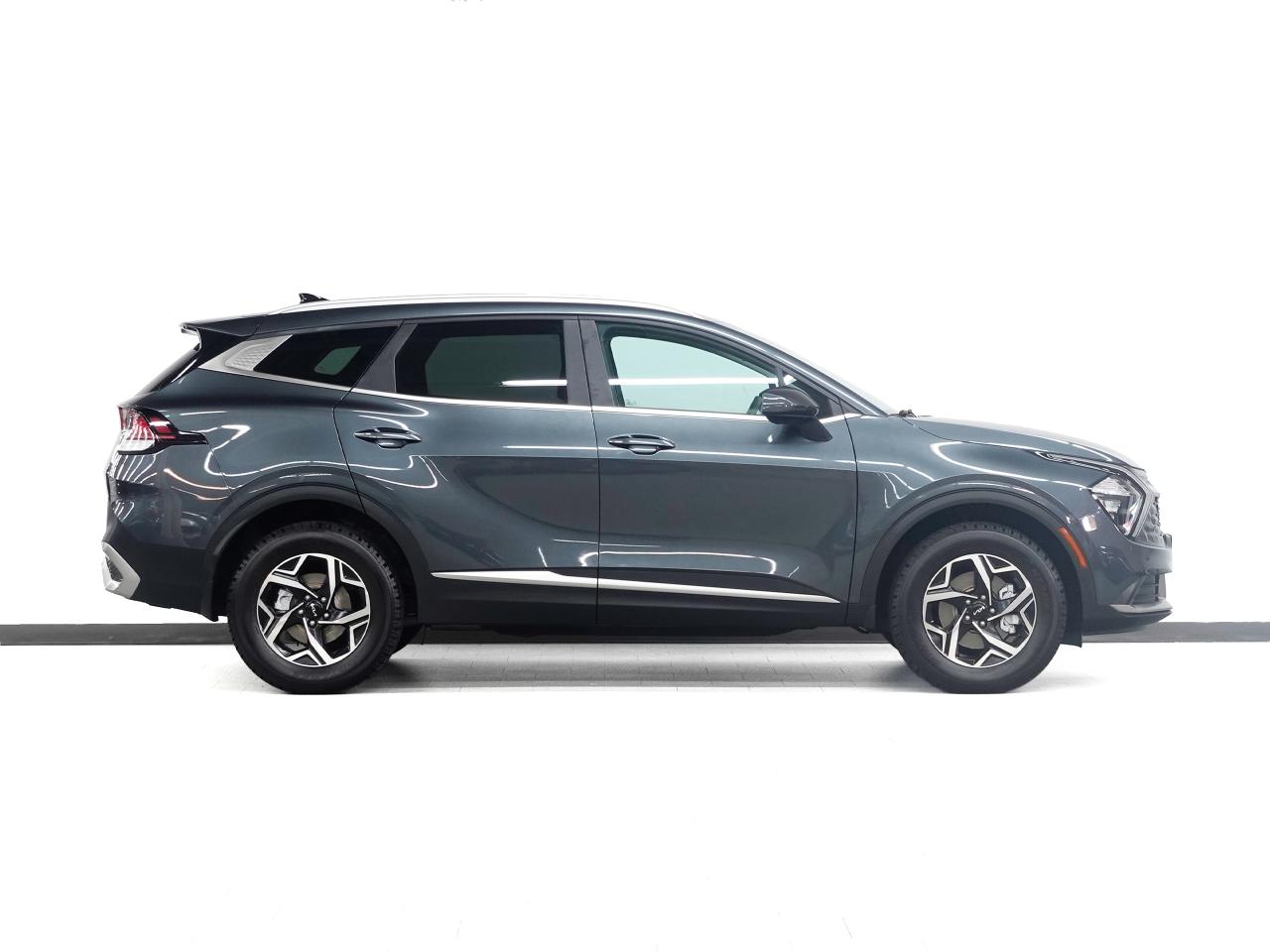 2023 Kia Sportage LX | AWD | LaneDep | Heated Seats | CarPlay