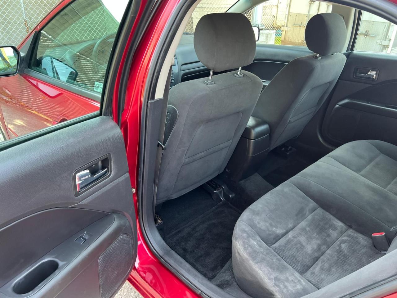 2007 Ford Fusion AUTO LOW KM POWER DRIVERS SEAT POWER WINDOWS - Photo #10