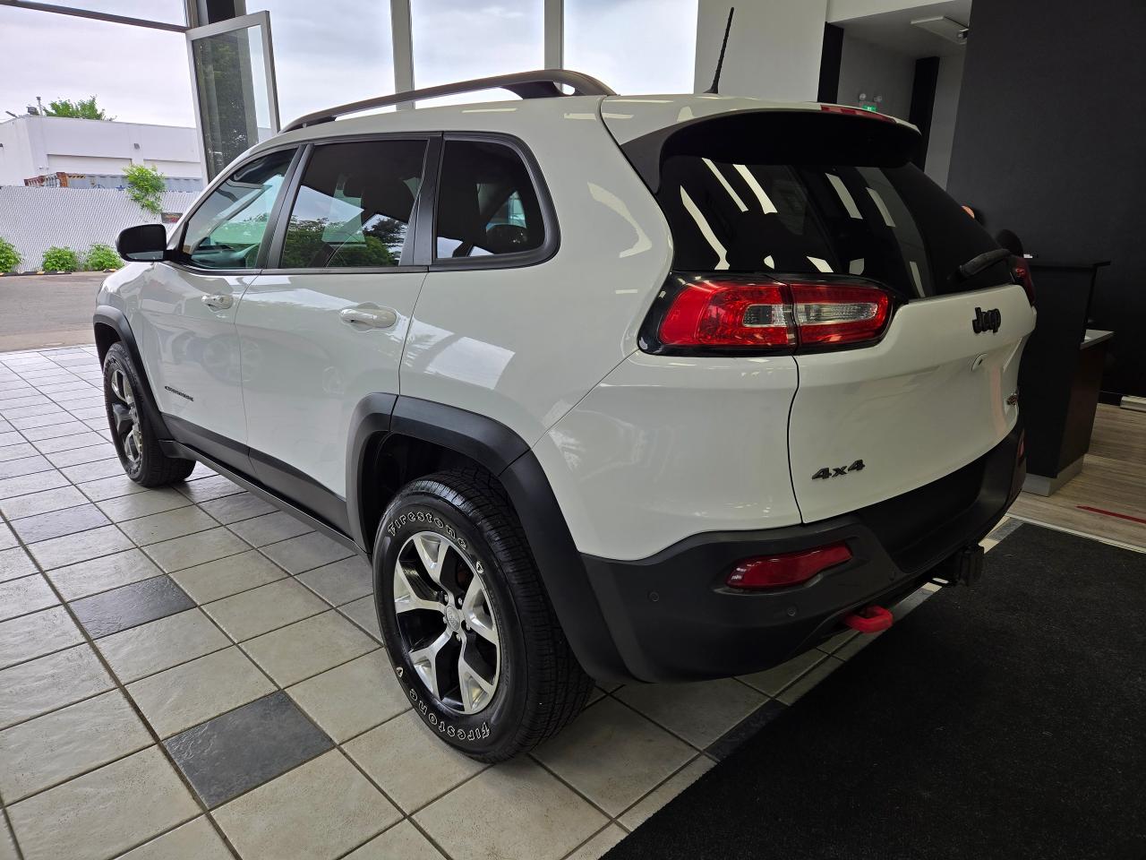 2016 Jeep Cherokee 4WD 4dr Trailhawk | ALL CREDIT ACCEPTED!! - Photo #5