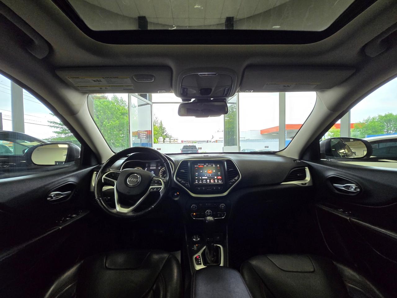 2016 Jeep Cherokee 4WD 4dr Trailhawk | ALL CREDIT ACCEPTED!! - Photo #14