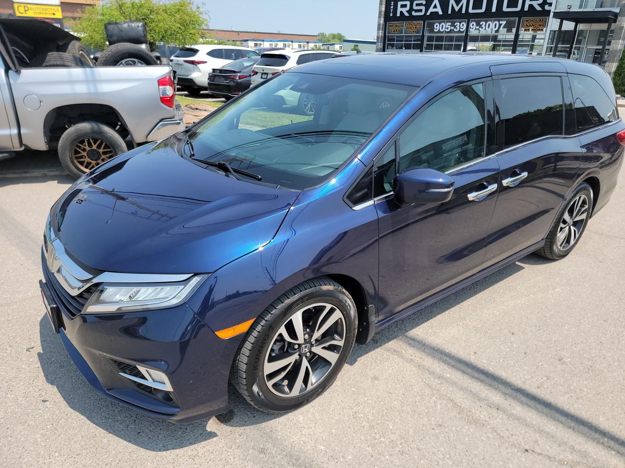 2019 Honda Odyssey Touring - Photo #10