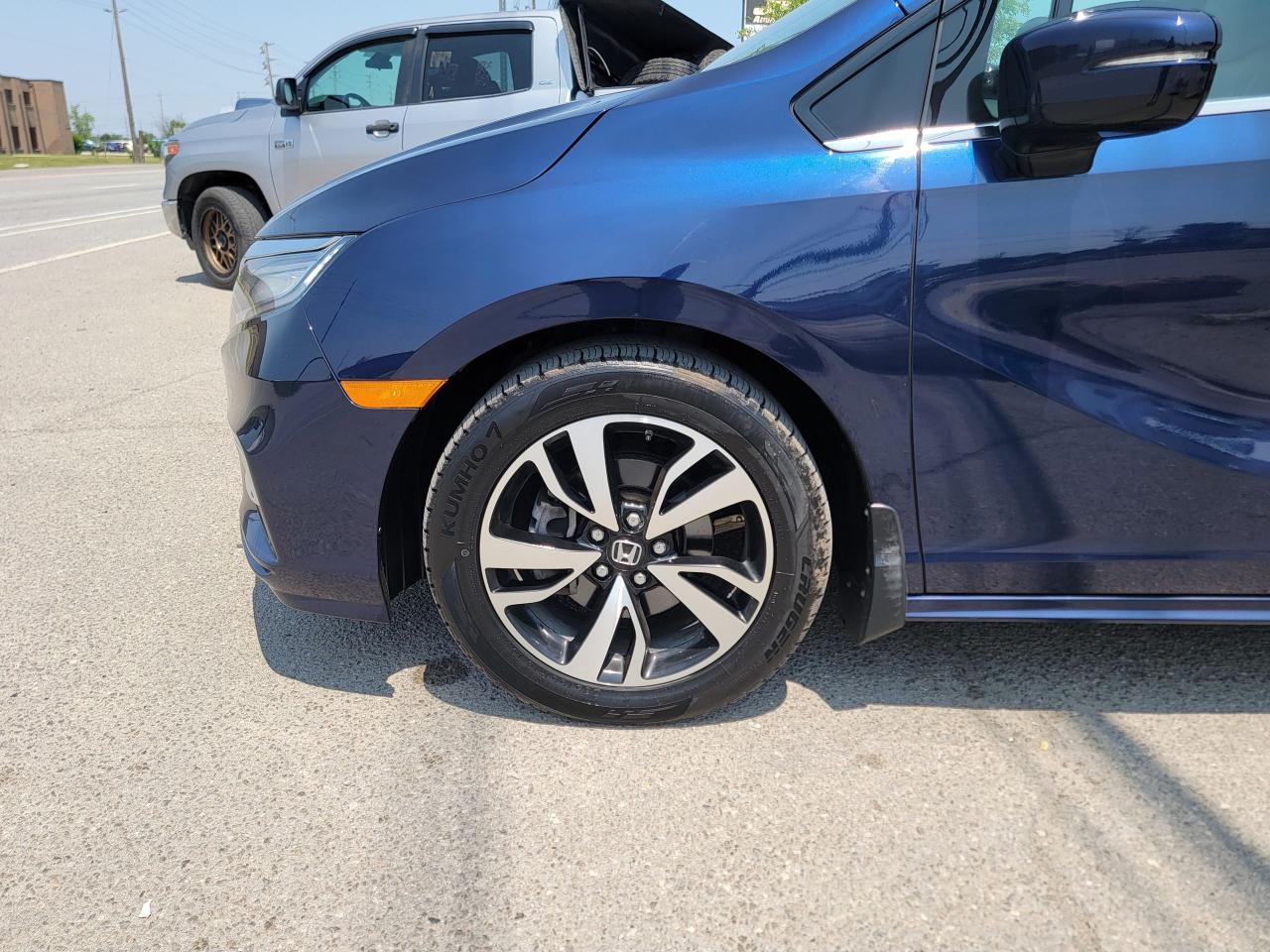 2019 Honda Odyssey Touring - Photo #11