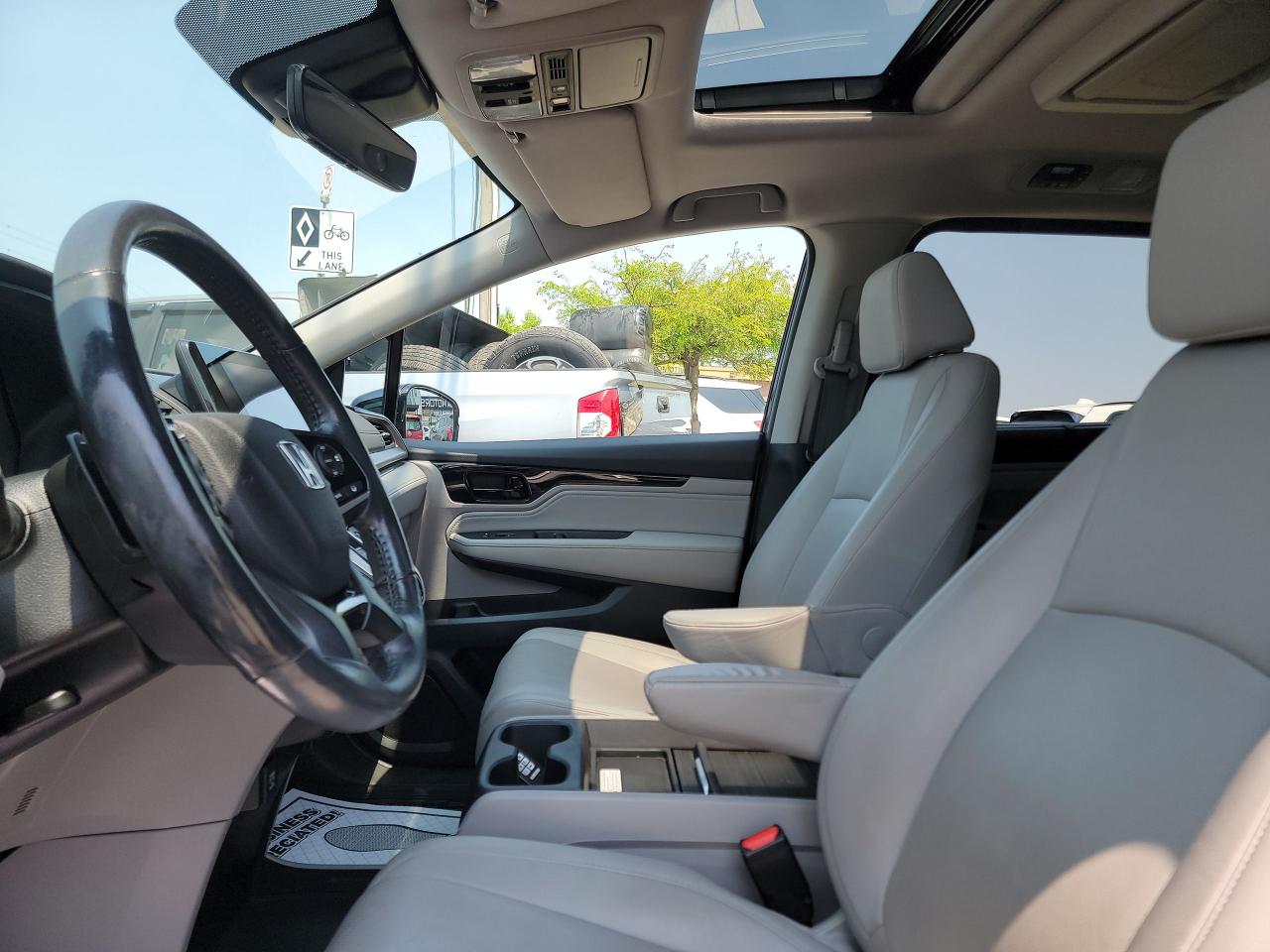 2019 Honda Odyssey Touring - Photo #13