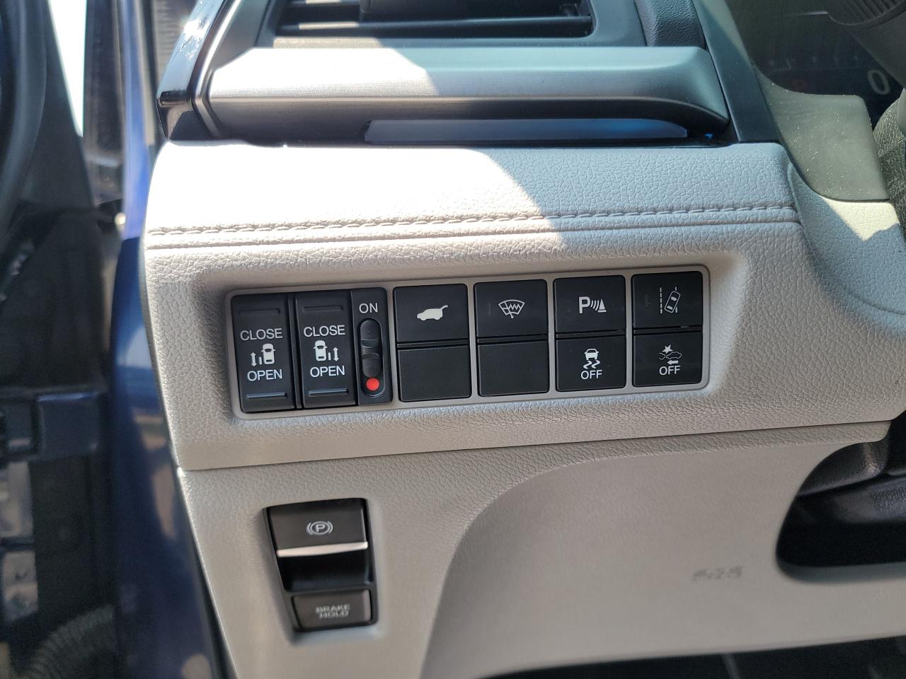 2019 Honda Odyssey Touring - Photo #15