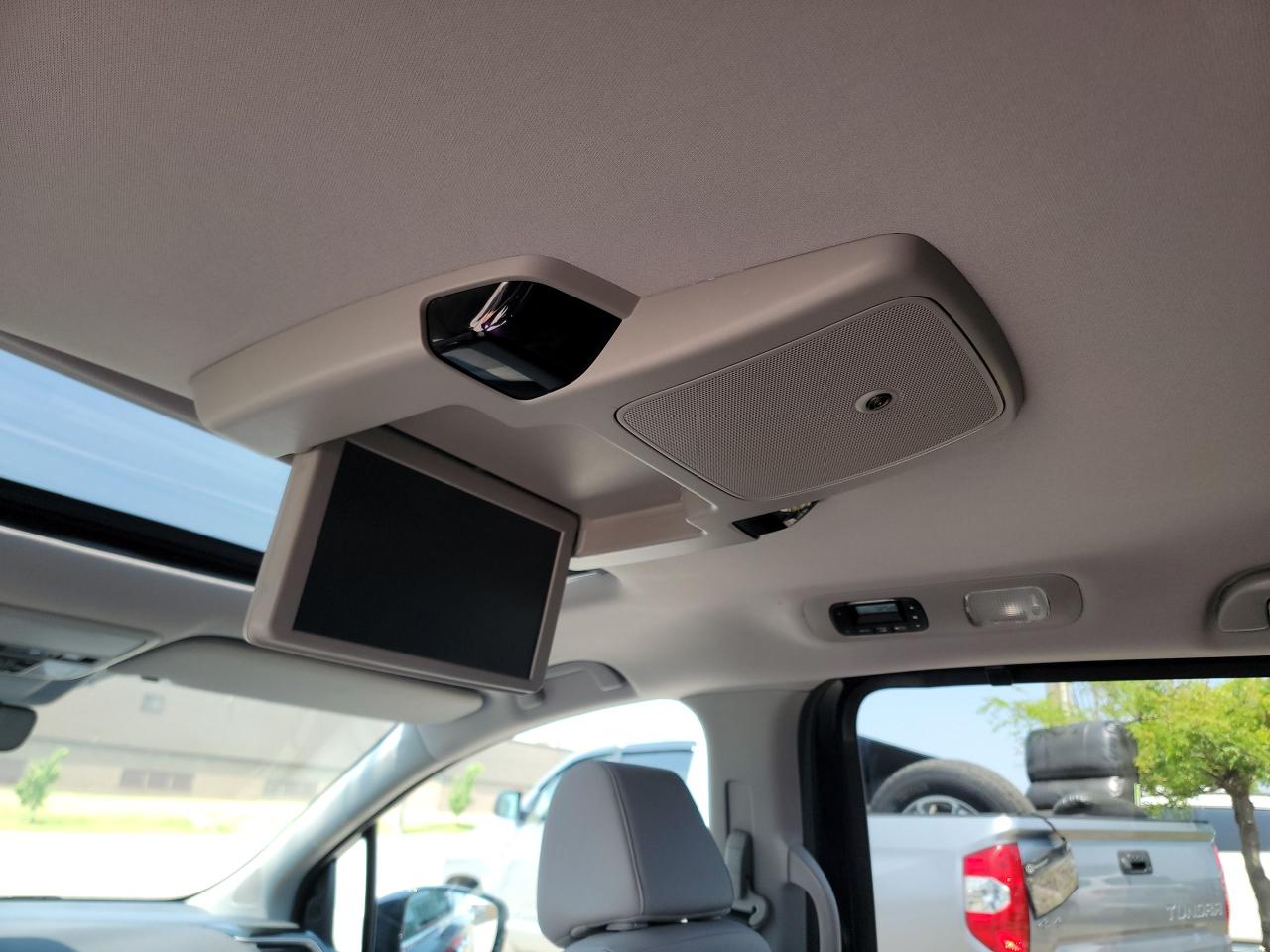 2019 Honda Odyssey Touring - Photo #16