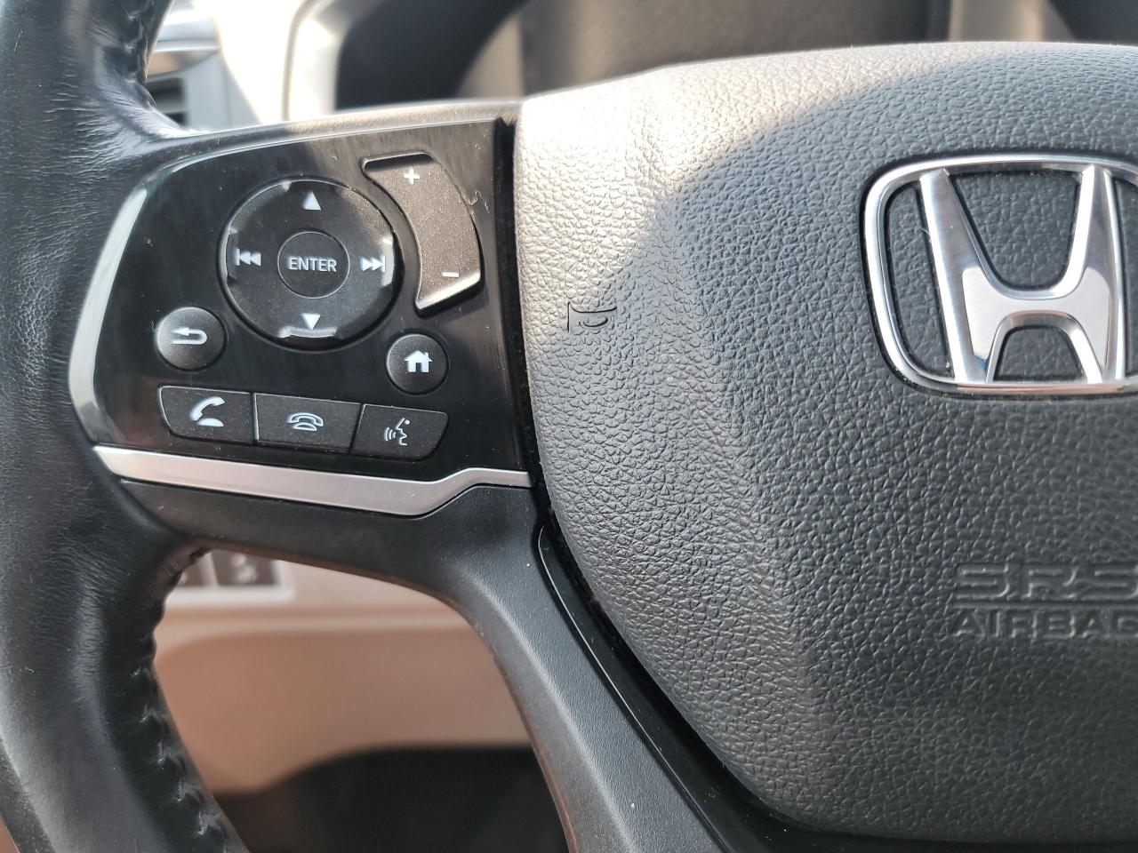 2019 Honda Odyssey Touring - Photo #24