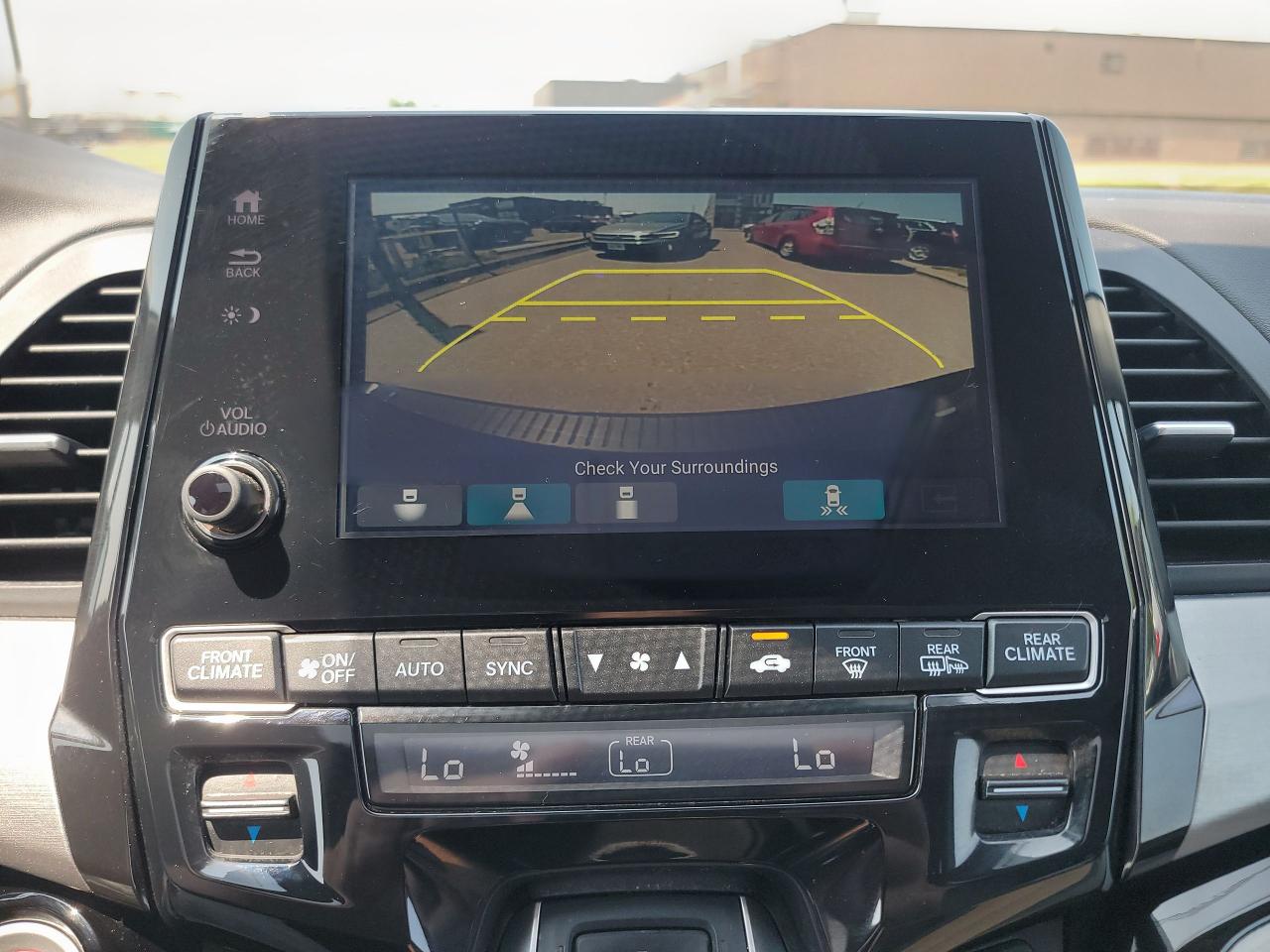 2019 Honda Odyssey Touring - Photo #27