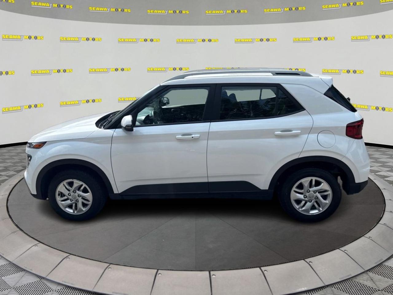 2023 Hyundai Venue  - Photo #6