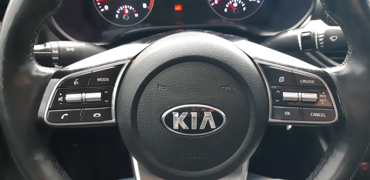 2019 Kia Forte LX - Photo #16