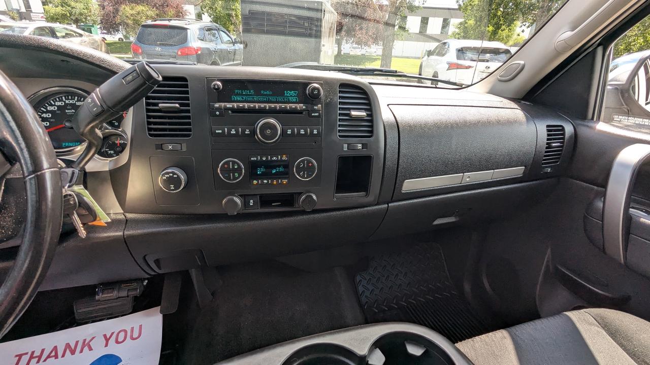 2012 GMC Sierra 1500 4WD CREW CAB 143.5" SLE - Photo #17
