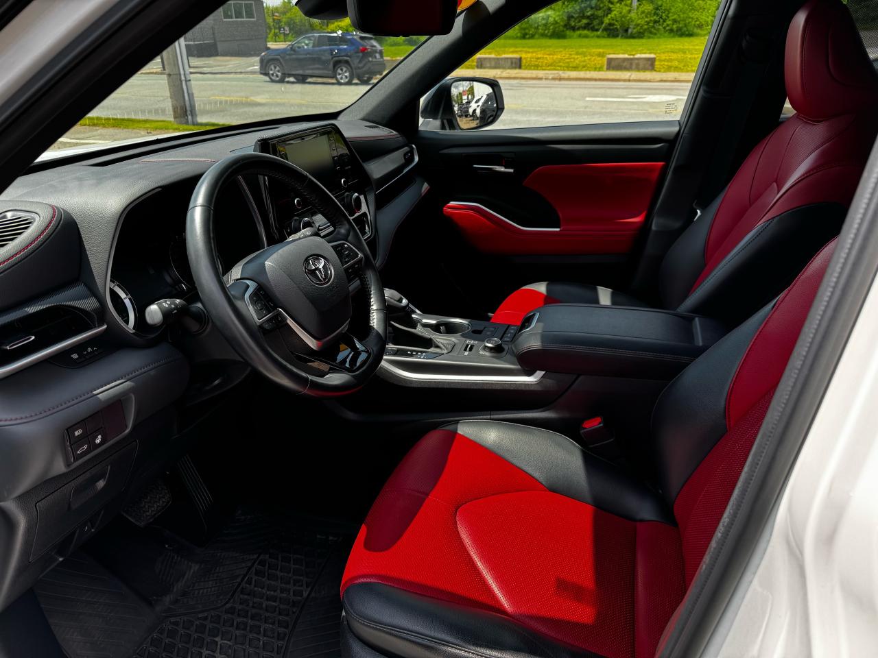 2022 Toyota Highlander XSE Photo