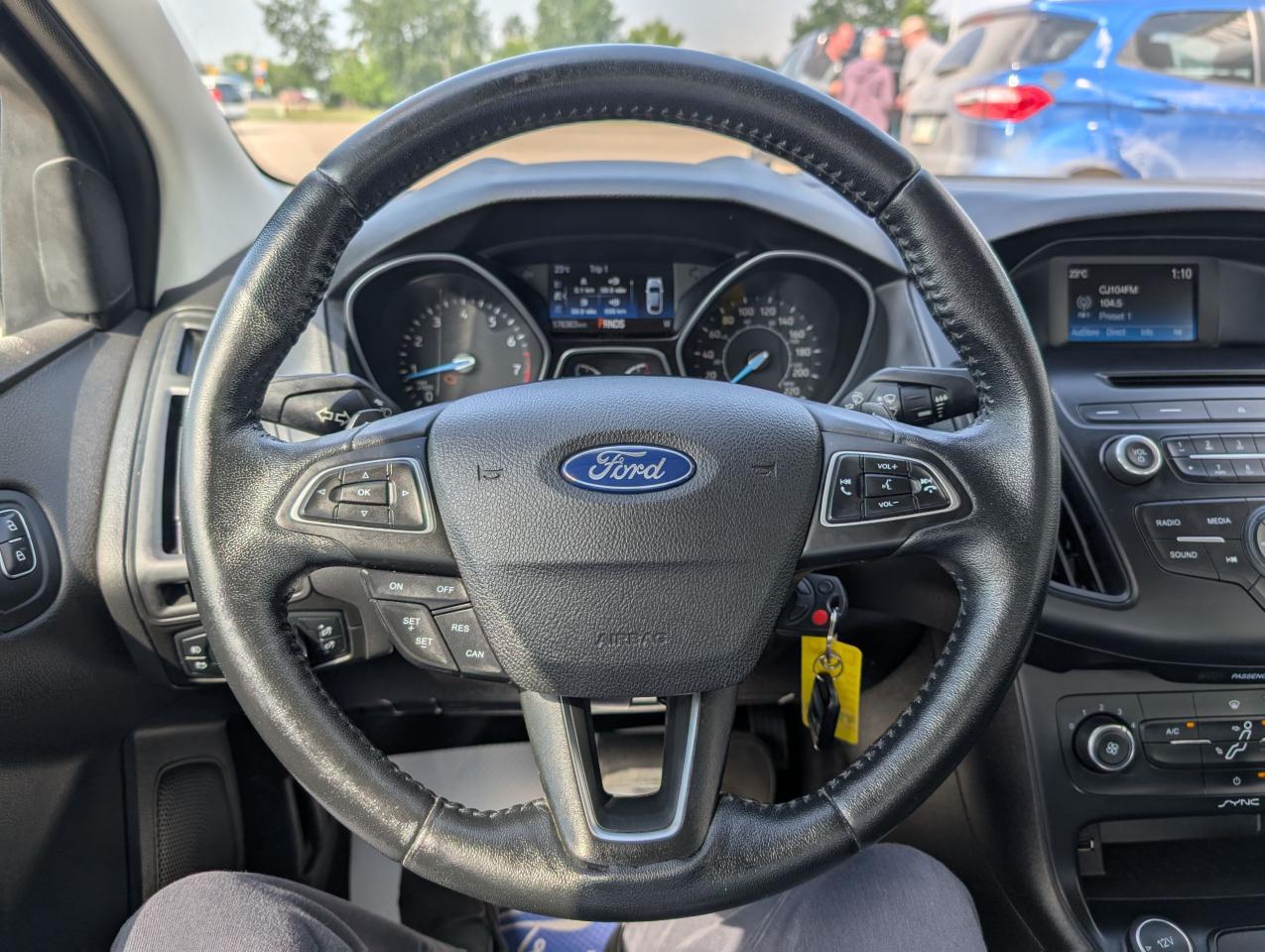 2015 Ford Focus SE Photo5