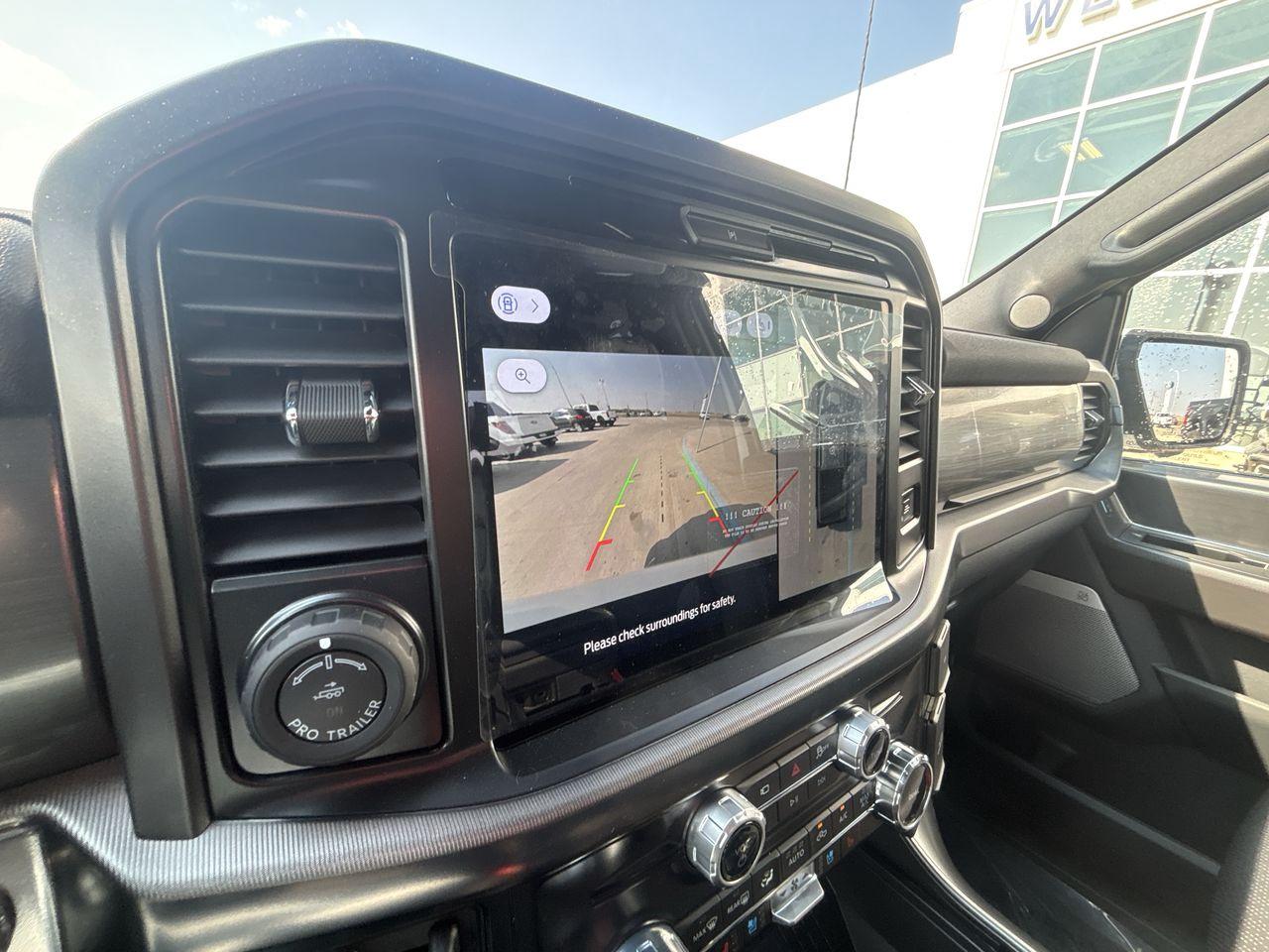 2025 Ford F-150 Lariat 4WD SuperCrew 6.5' Box Photo5