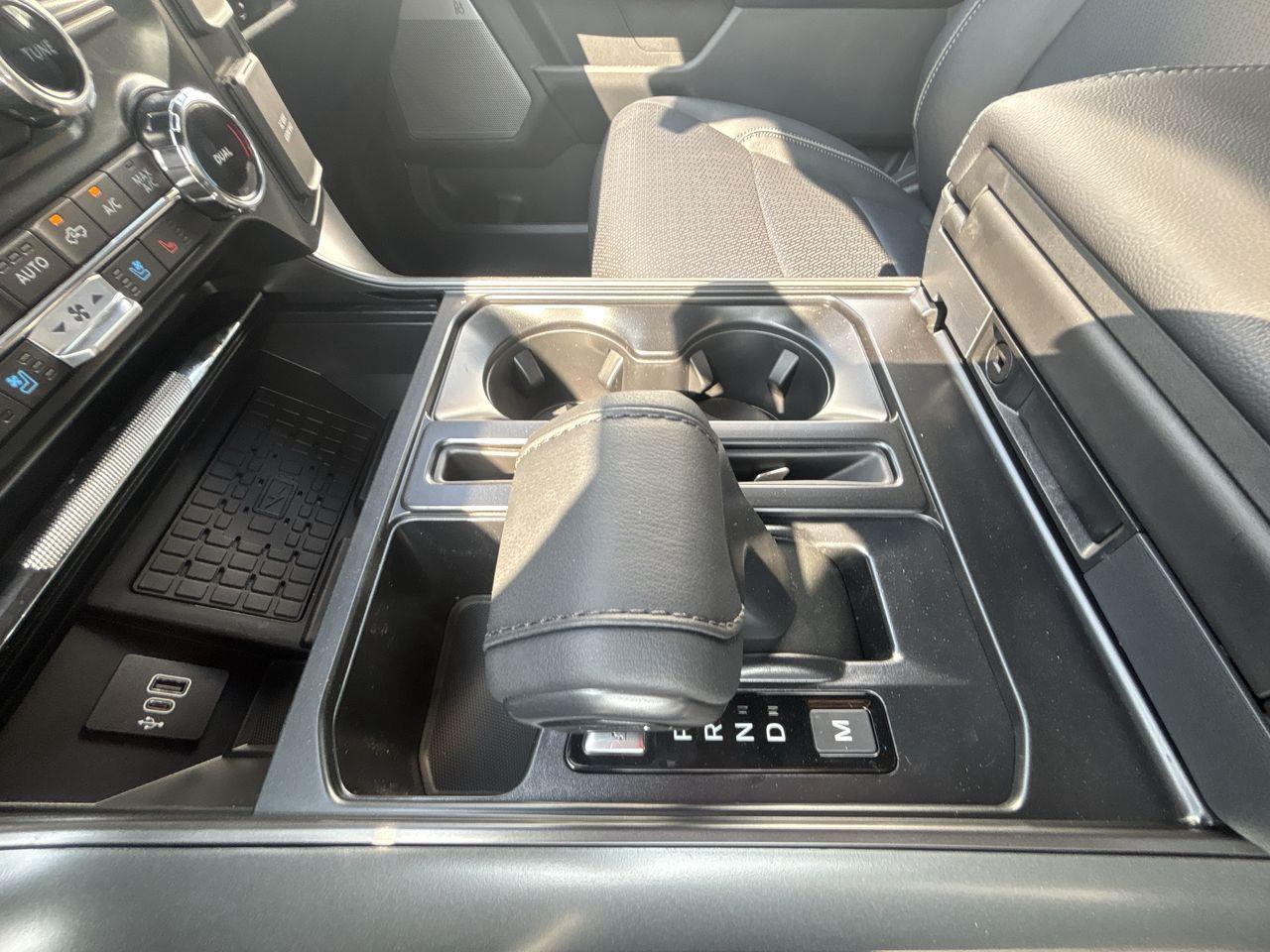 2025 Ford F-150 Lariat 4WD SuperCrew 6.5' Box Photo5