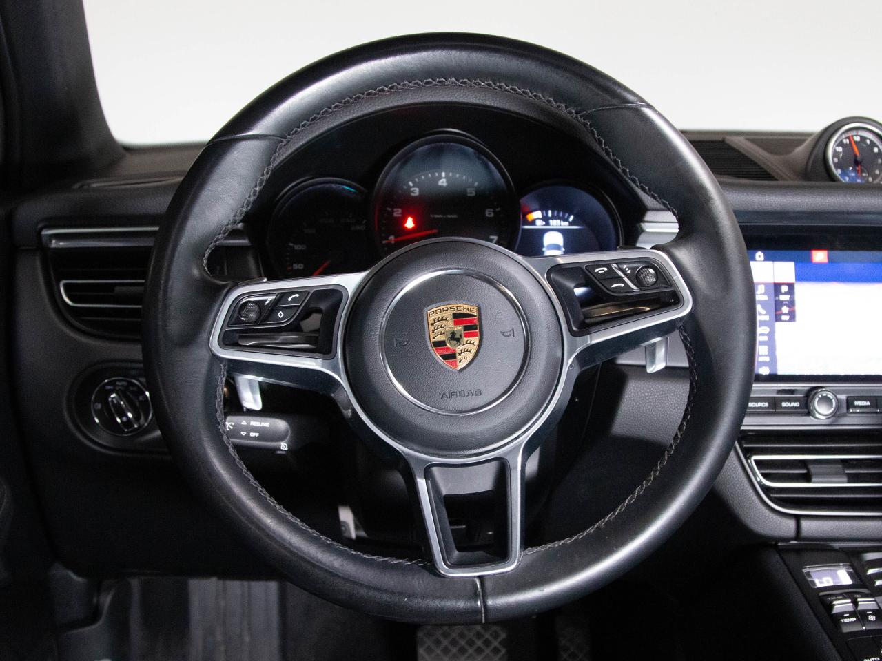 2021 Porsche Macan PREMIUM PLUS PKG | BOSE | PANO Photo